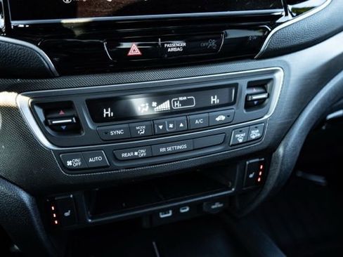 Used 2025 Honda Ridgeline TrailSport image 27