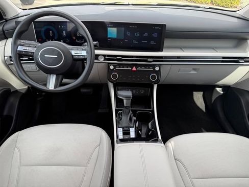 Used 2025 Hyundai Tucson SEL image 24
