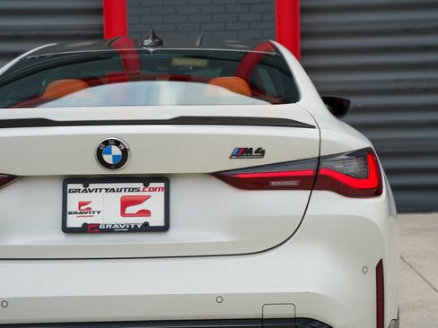 Used 2022 BMW M4 Competition w/ M Carbon Exterior Package RWD image 10