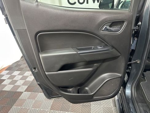 Used 2018 Chevrolet Colorado ZR2 image 16