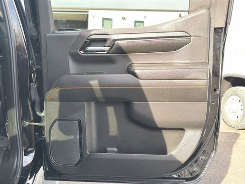 Used 2023 GMC Sierra 1500 AT4 image 38