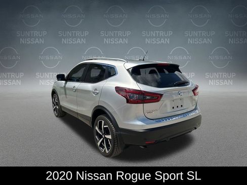 Used 2020 Nissan Rogue Sport SL FWD image 3