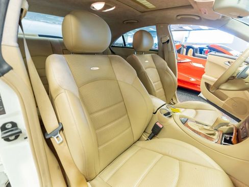 Used 2007 Mercedes-Benz CLS 63 AMG image 15
