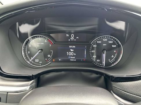 Certified 2025 Cadillac XT5 Luxury w/ LPO, Floor Liner Package FWD image 34