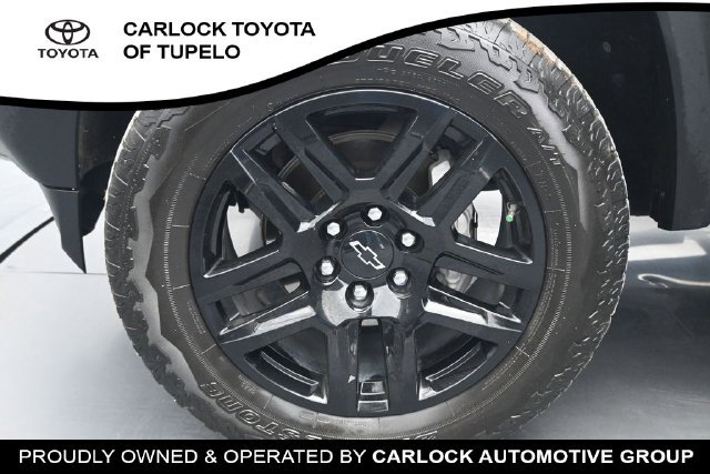 Used 2025 Chevrolet Colorado Trail Boss w/ Midnight Edition AWD/4WD image 38