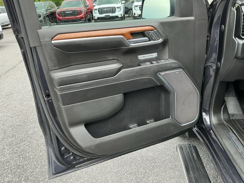 Used 2022 GMC Sierra 1500 Denali AWD/4WD image 13