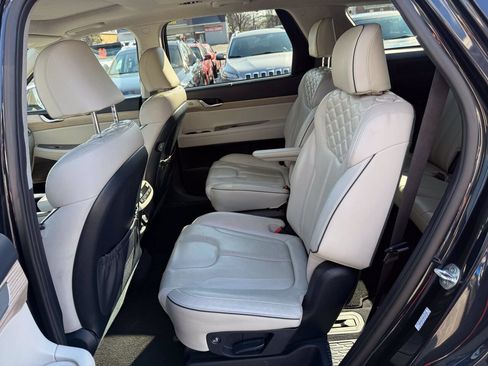 Used 2021 Hyundai Palisade Limited w/ Cargo Package AWD/4WD image 8