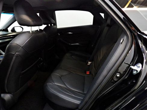 Used 2022 Toyota Avalon Limited w/ Advanced Safety Package FWD image 14