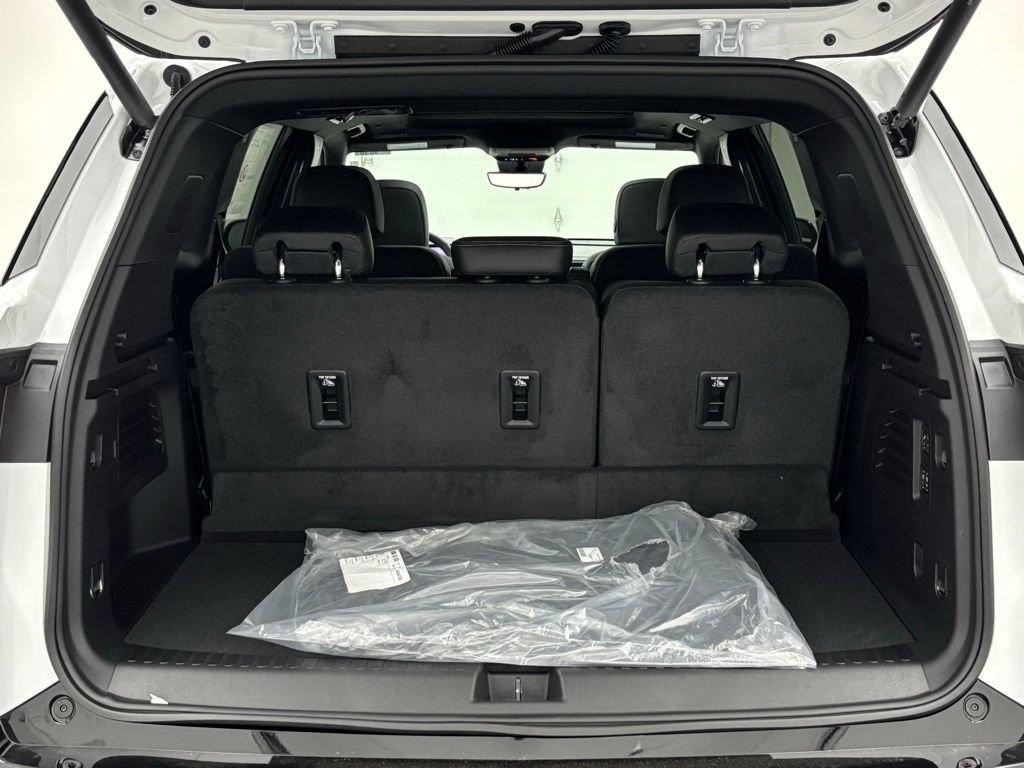 New 2026 Buick Enclave Sport Touring w/ Power Package AWD/4WD image 11