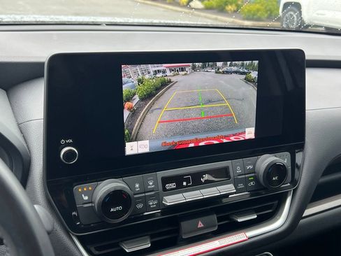 Certified 2024 Toyota Grand Highlander AWD Hybrid image 25