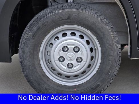 Used 2025 RAM ProMaster 2500 w/ Premium Convenience Group image 11