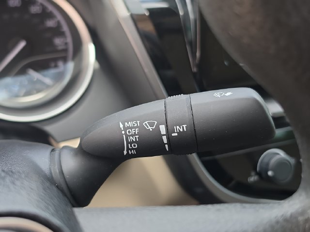 Used 2021 Toyota Camry LE FWD image 22