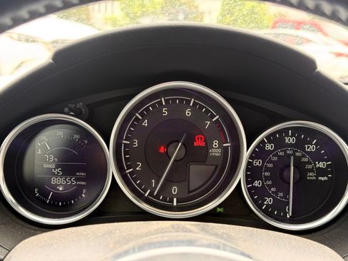Used 2020 MAZDA MX-5 Miata Sport RWD image 34