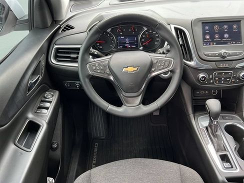 Used 2023 Chevrolet Equinox LT FWD image 12