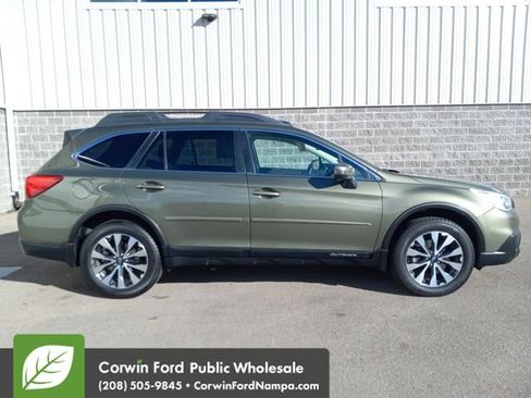Used 2017 Subaru Outback 2.5i Limited image 2