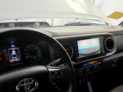 Certified 2023 Toyota Tacoma 4x4 Double Cab image 19