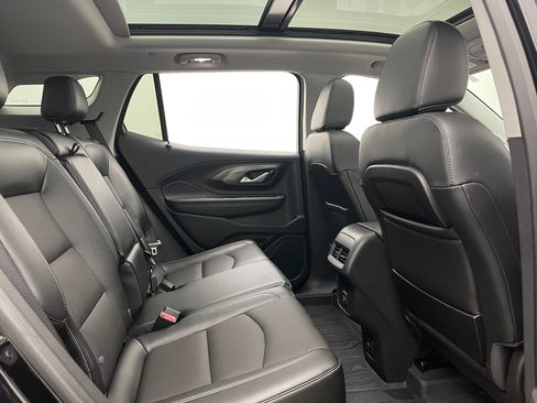 Used 2024 GMC Terrain SLT w/ Infotainment Package II AWD/4WD image 37