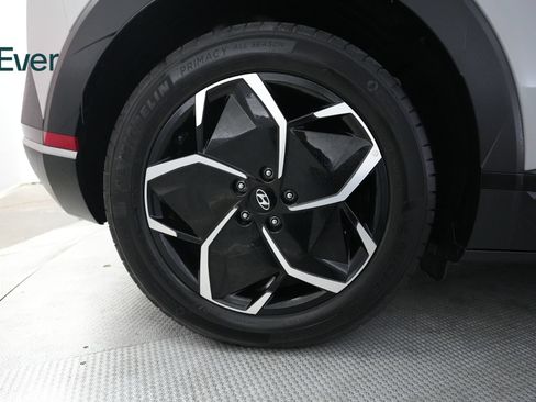 Used 2024 Hyundai Ioniq 5 SEL RWD image 22