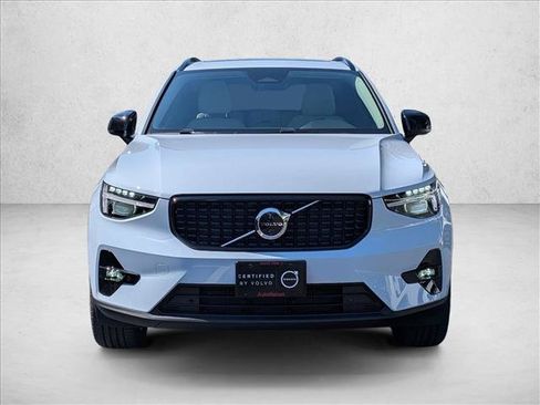 Certified 2026 Volvo XC40 B5 Plus w/ Protection Package Premier AWD/4WD image 2
