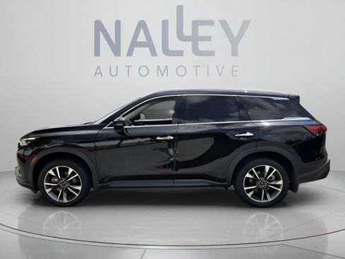 Used 2023 INFINITI QX60 Luxe w/ Cargo Package FWD image 2