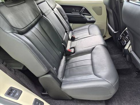 Certified 2023 Land Rover Range Rover Long Wheelbase SE AWD/4WD image 22