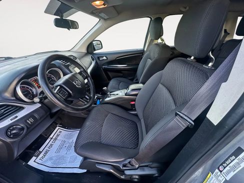 Used 2018 Dodge Journey SE w/ Blacktop Package image 8