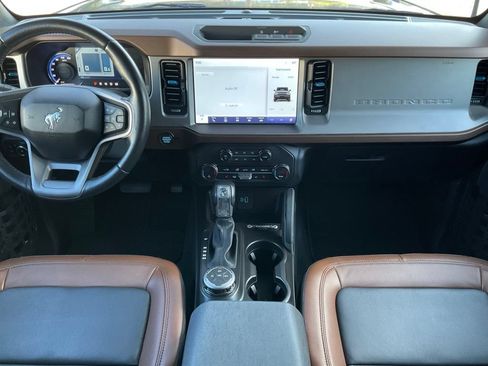 Used 2023 Ford Bronco Outer Banks AWD/4WD image 30