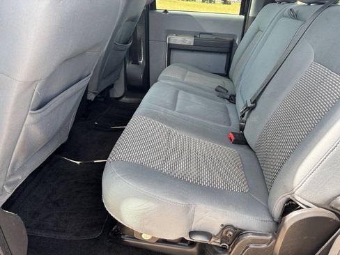 Used 2013 Ford F250 XLT w/ XLT Interior Pkg AWD/4WD image 15