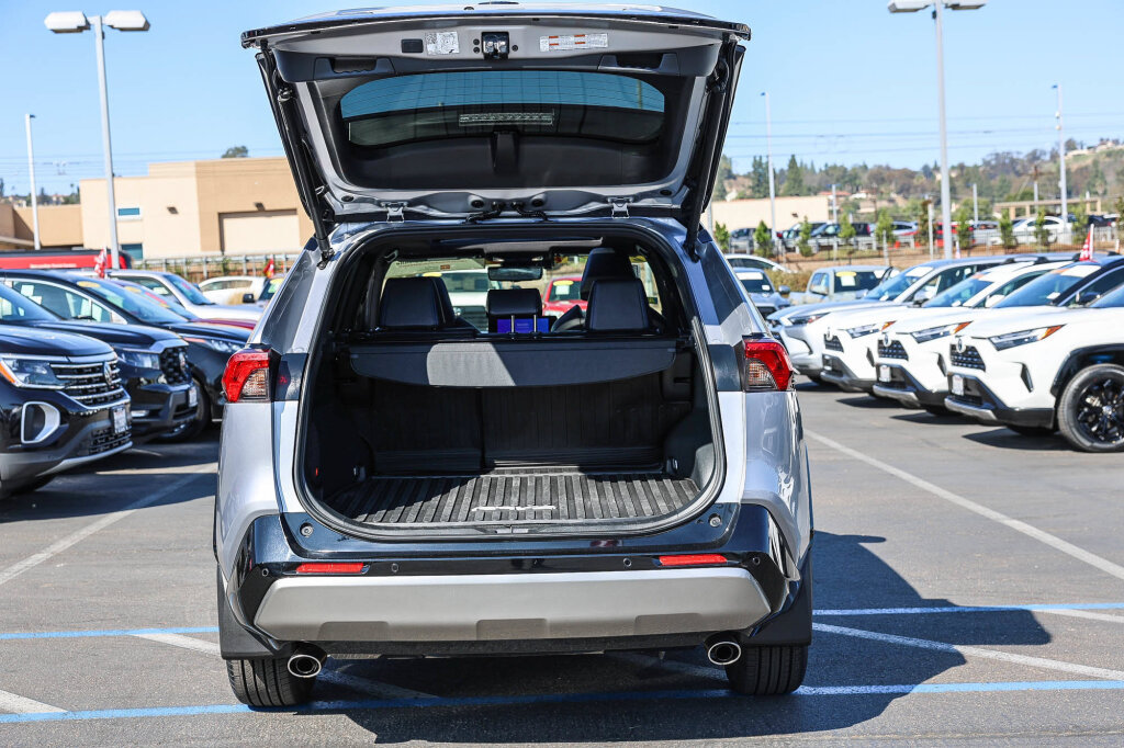 Certified 2024 Toyota RAV4 XSE w/ Advanced Technology Package AWD/4WD image 24