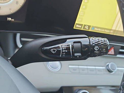 New 2026 Hyundai Elantra Limited image 26