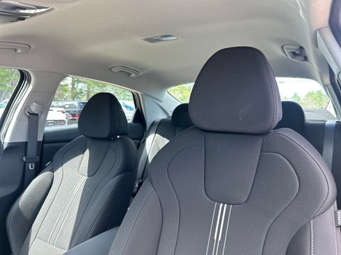 New 2026 Hyundai Elantra Hybrid FWD image 22