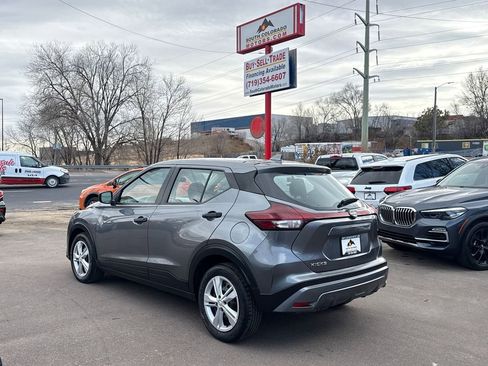 Used 2023 Nissan Kicks S image 5