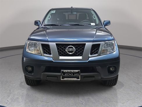Used 2014 Nissan Frontier PRO-4X image 3
