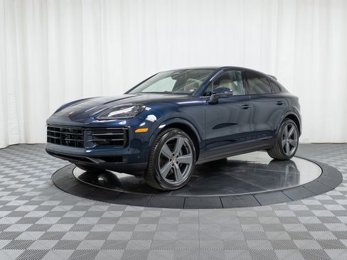 New 2026 Porsche Cayenne Coupe AWD/4WD image 1