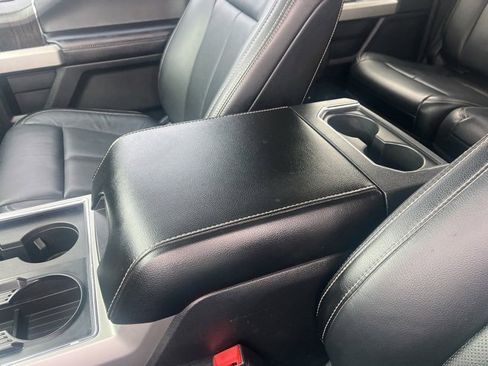 Used 2020 Ford F250 Lariat w/ Tremor Off-Road Package image 33