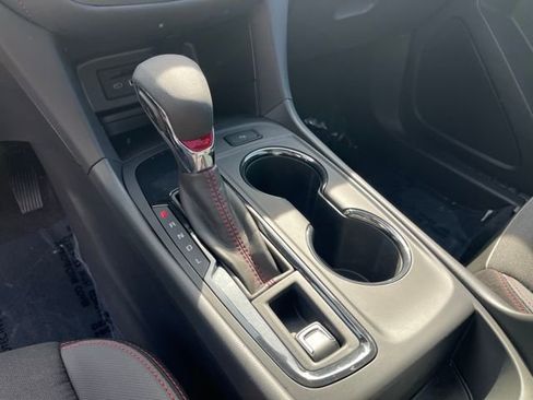 Used 2024 Chevrolet Equinox RS image 30