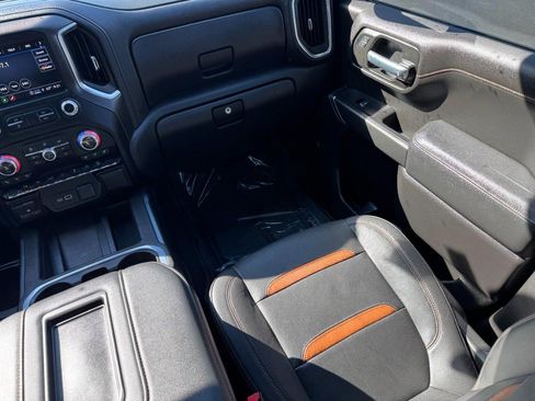 Used 2021 GMC Sierra 1500 AT4 w/ AT4 Value Package AWD/4WD image 18