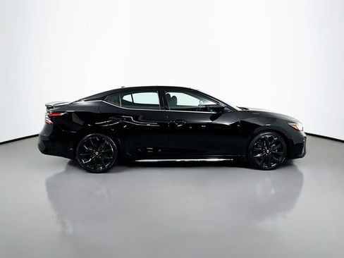 Used 2021 Nissan Maxima SR w/ Sport Mat Group FWD image 9