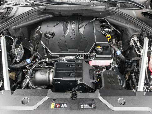 Used 2023 Genesis GV70 2.5T Sport Prestige w/ Sport Prestige Package image 47