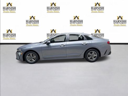 Used 2021 Kia K5 LXS FWD image 10