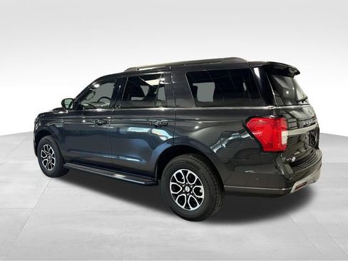 Used 2024 Ford Expedition XLT image 5