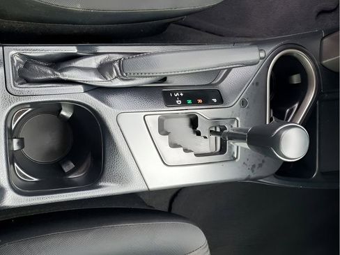 Used 2017 Toyota RAV4 LE image 38