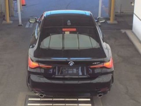 Used 2025 BMW 430i Coupe w/ Premium Package image 10