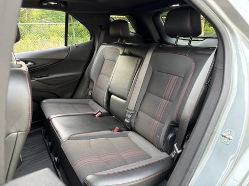 Used 2024 Chevrolet Equinox RS w/ LPO, Floor Liner Package FWD image 19