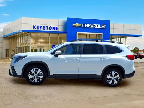 Used 2025 Subaru Ascent Premium AWD/4WD image 4