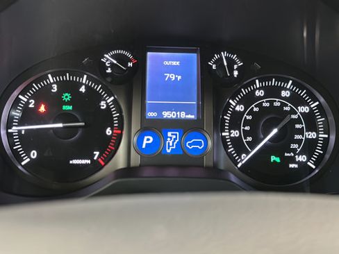 Used 2019 Lexus GX 460 Premium AWD/4WD image 18