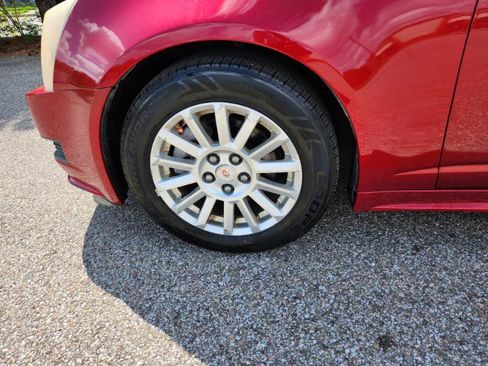 Used 2011 Cadillac CTS Luxury image 16