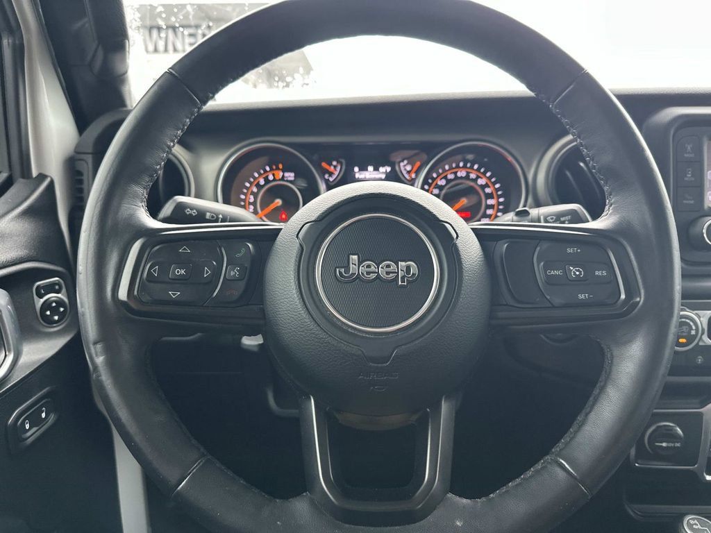 Used 2018 Jeep Wrangler Unlimited Sport S AWD/4WD image 19