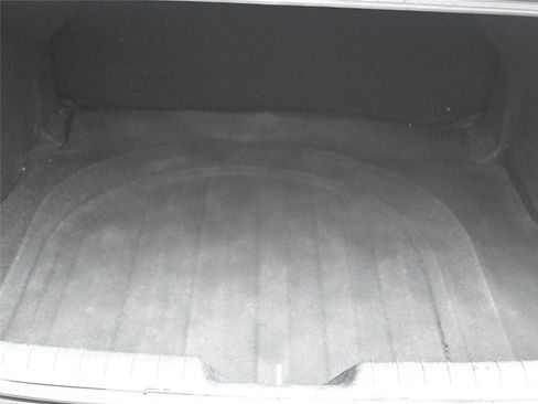 Used 2022 Hyundai Elantra SE FWD image 7