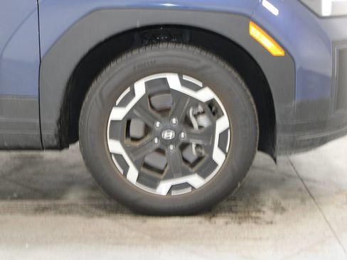 Used 2025 Hyundai Santa Fe SEL image 12